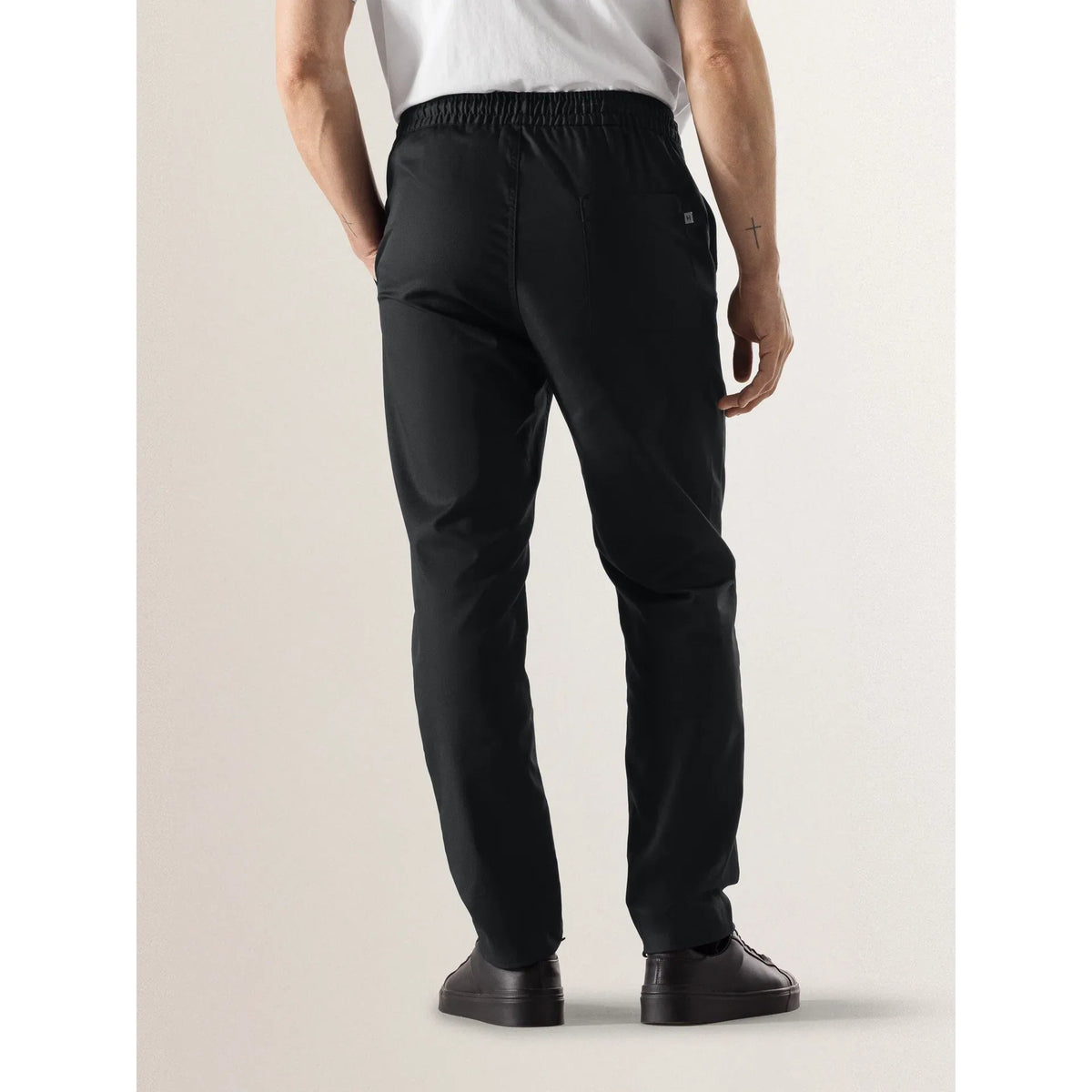 Oslo Black