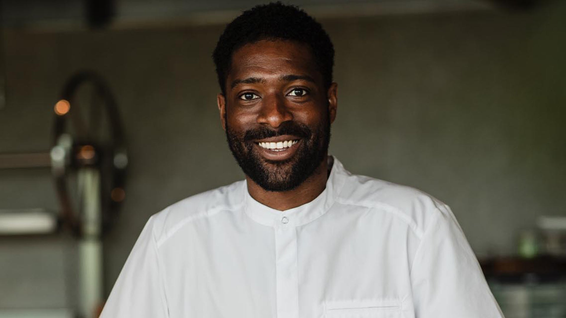 High-volume Kitchen Uniform Sets: European Design is Changing American Hospitality