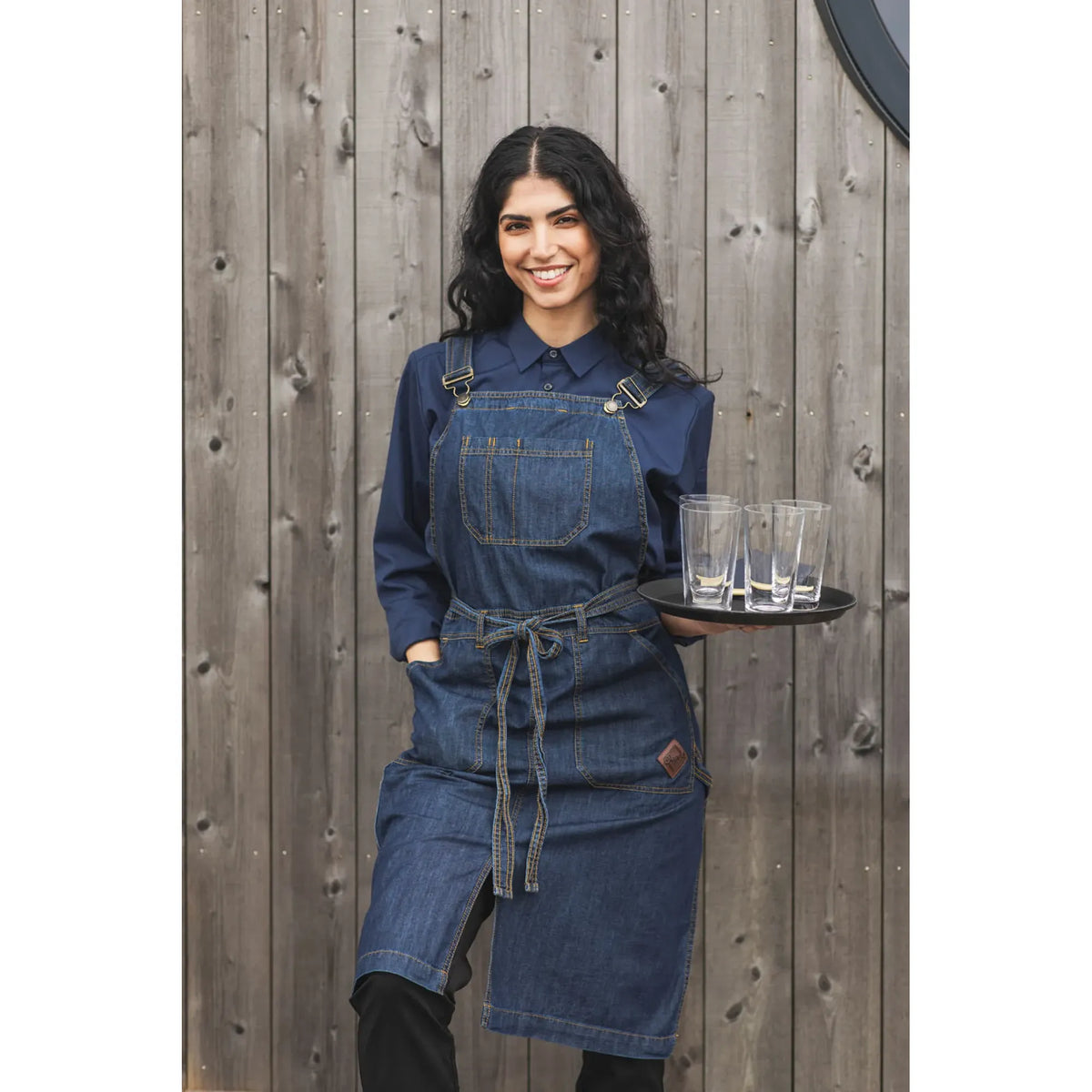 1013 navy unisex stretch shirt worn by staff by Segers