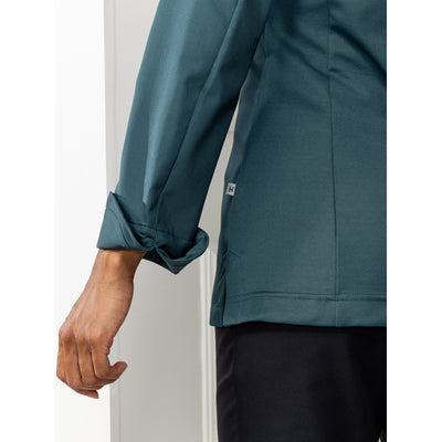 Sleeve cuff detail 