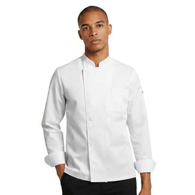 Man wearing a white chef's coat with long sleeves